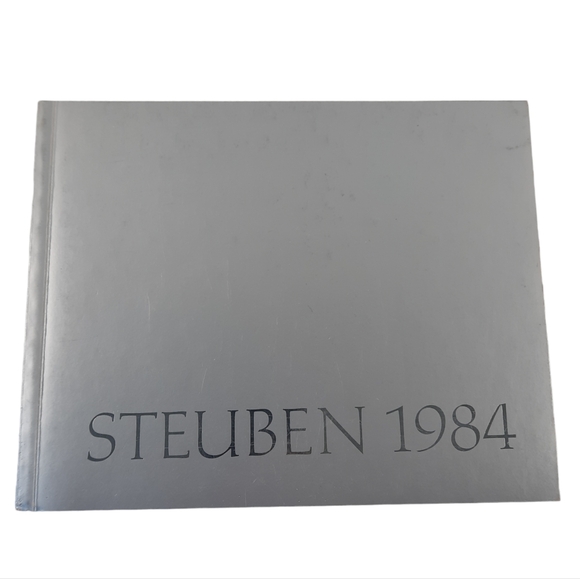 Vintage STUEBEN GLASS 1984 Catalog Luxury Crystal Coffee Table Book - Picture 2 of 14